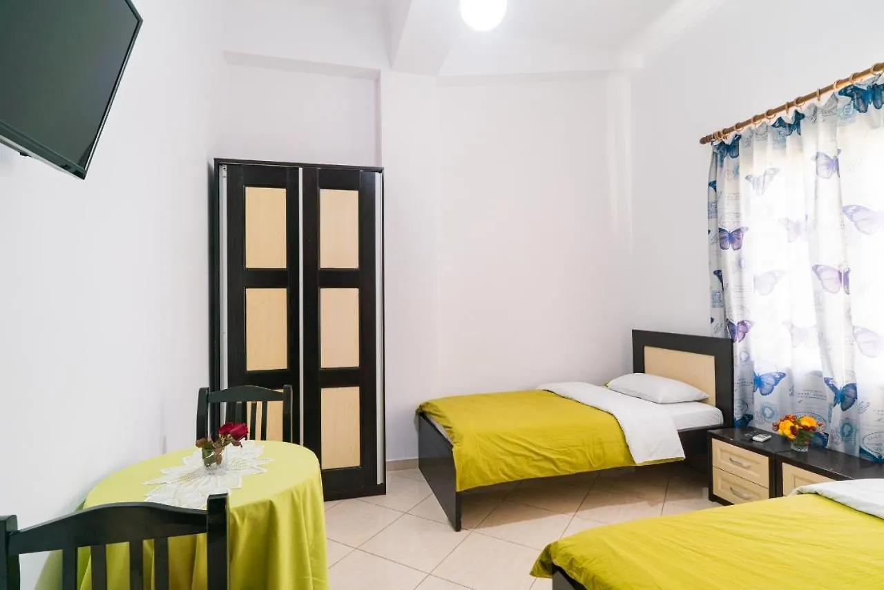 Hotel Shpetimi Zhaban 3*,