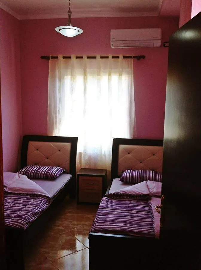 Hotel Shpetimi Zhaban 3*,